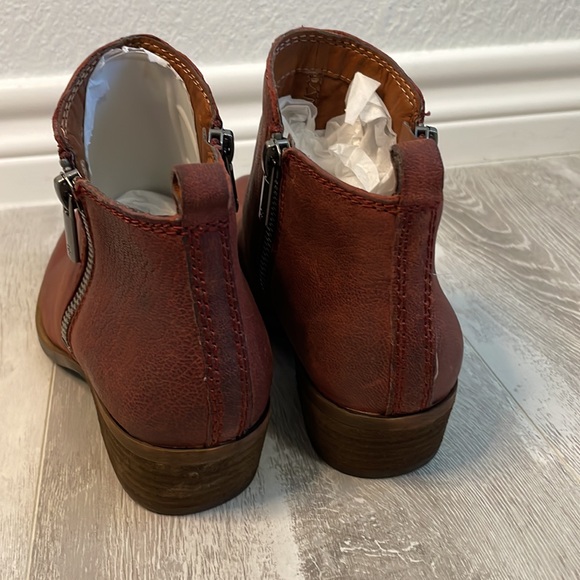 NIB Lucky Brand Oxblood Red Full Zip Suede Leather Booties Boots 5 - Picture 6 of 10